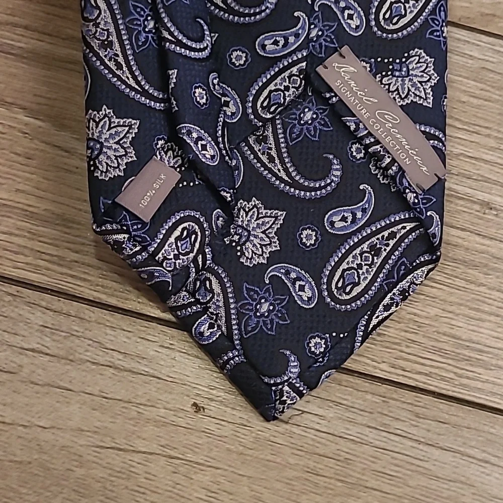 DANIEL CREMIEUX Limited Edition Numbered 7 FOLD Metallic‎ Navy Paisley Silk Tie